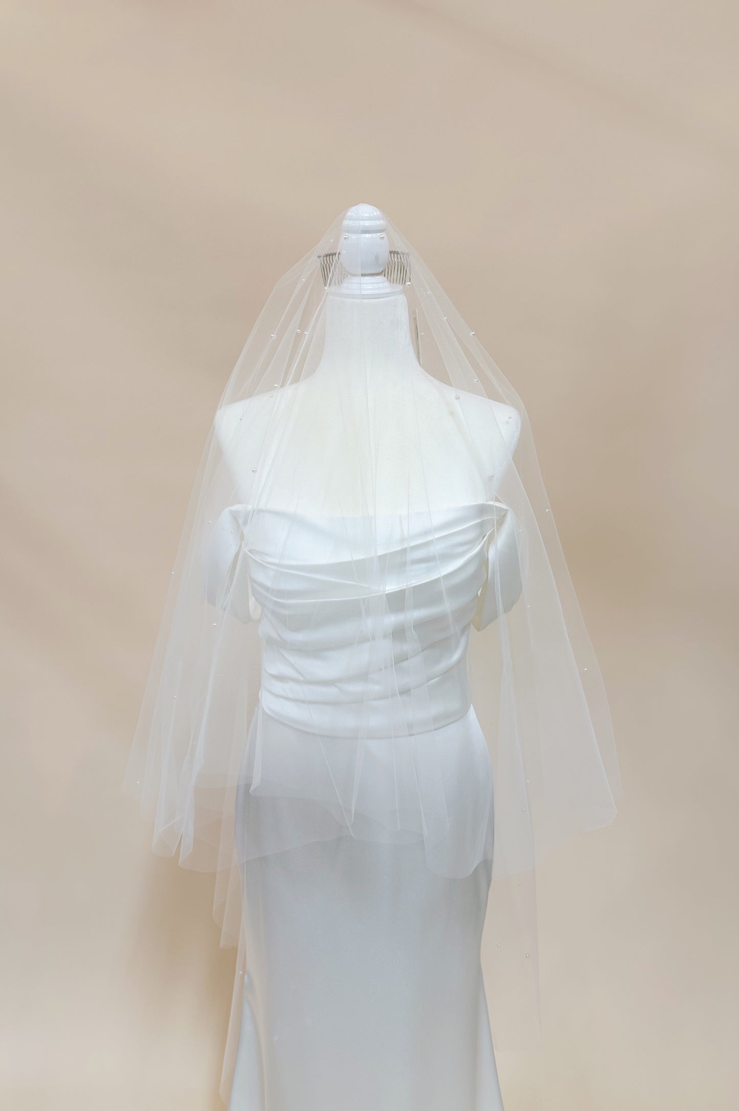 Pearl Blusher Veil