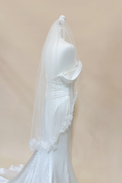 Beaded Floral Lace Veil