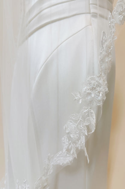 Beaded Floral Lace Veil