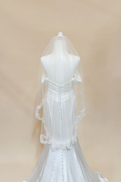 Beaded Floral Lace Veil